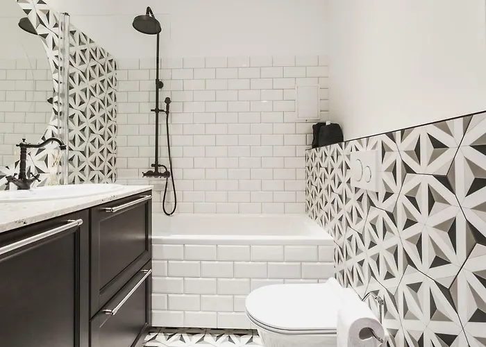 Oomph Elegant Warszawa