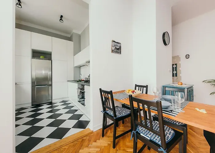 Oomph Elegant * Warszawa