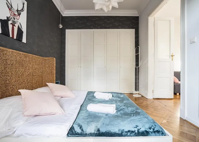 Oomph Elegant * Warszawa