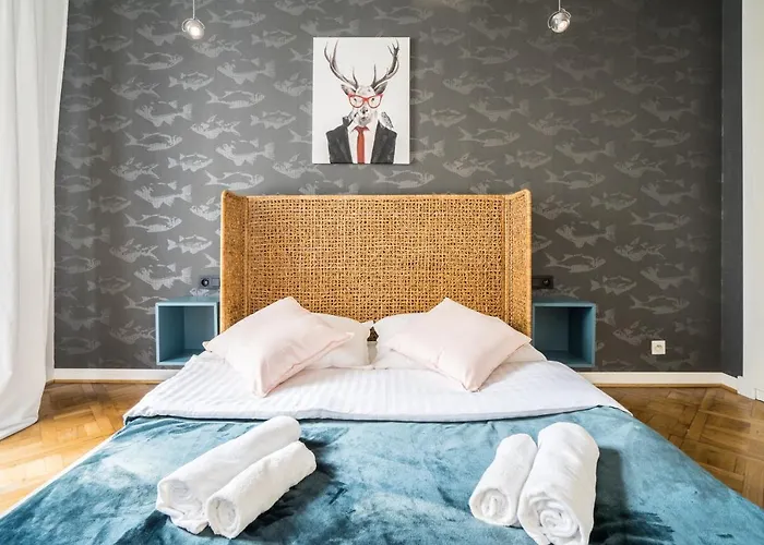 Oomph Elegant Warszawa