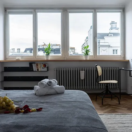 Oomph Warsaw Central Elegant Apartment Lägenhet Warszawa