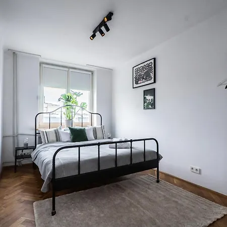 Oomph Warsaw Central Elegant Apartment Lägenhet